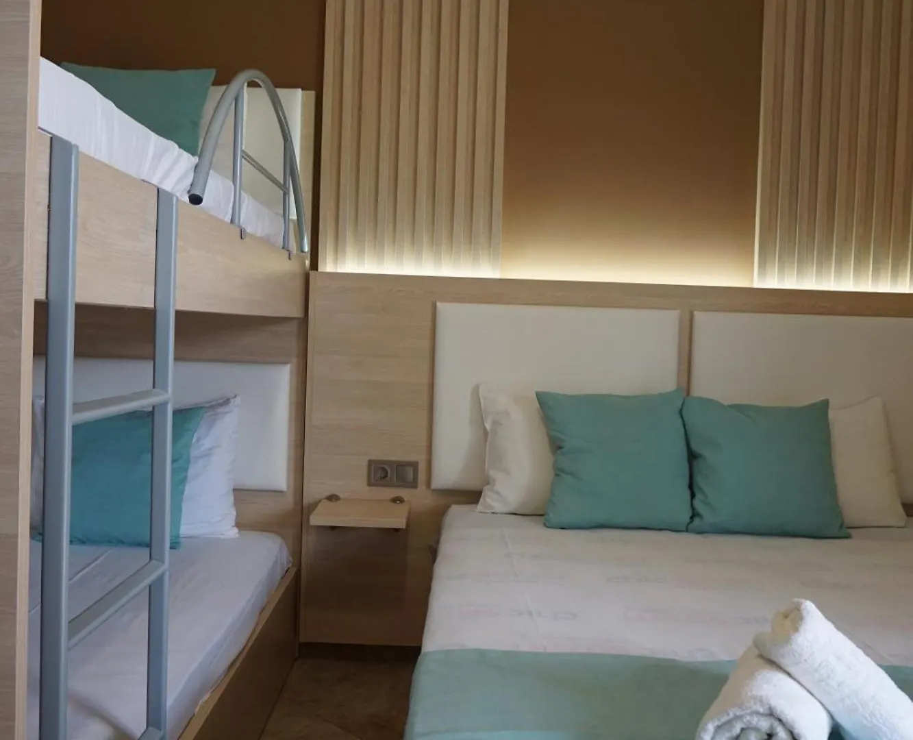 House Michalis Aparthotel Szárti 0*,  Görögország