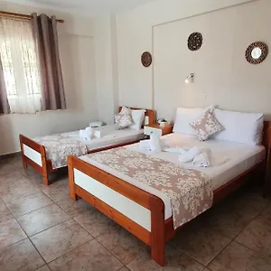 House Kiriaki Szárti