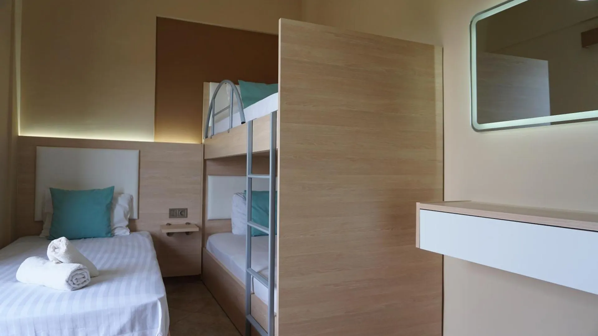 House Michalis Lejlighedshotel Sarti