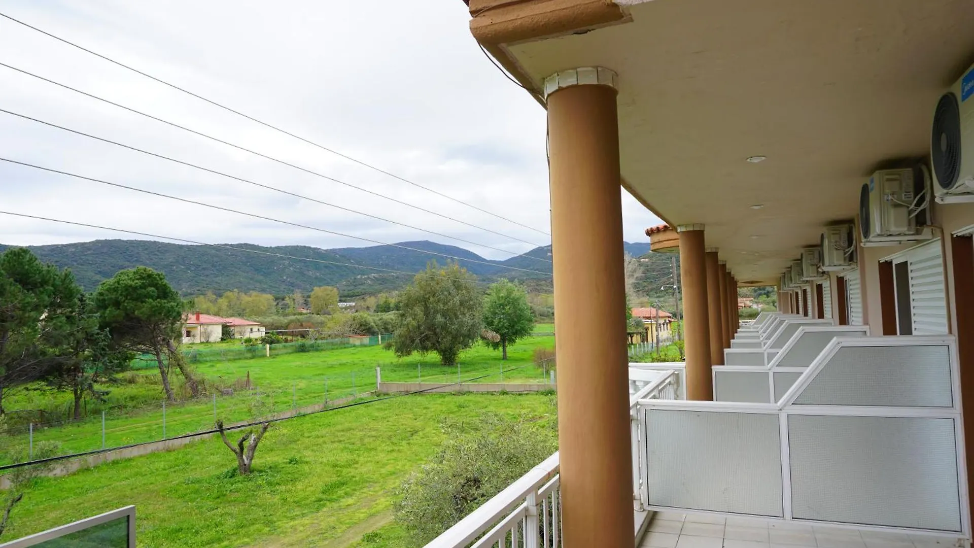 House Michalis Lejlighedshotel Sarti