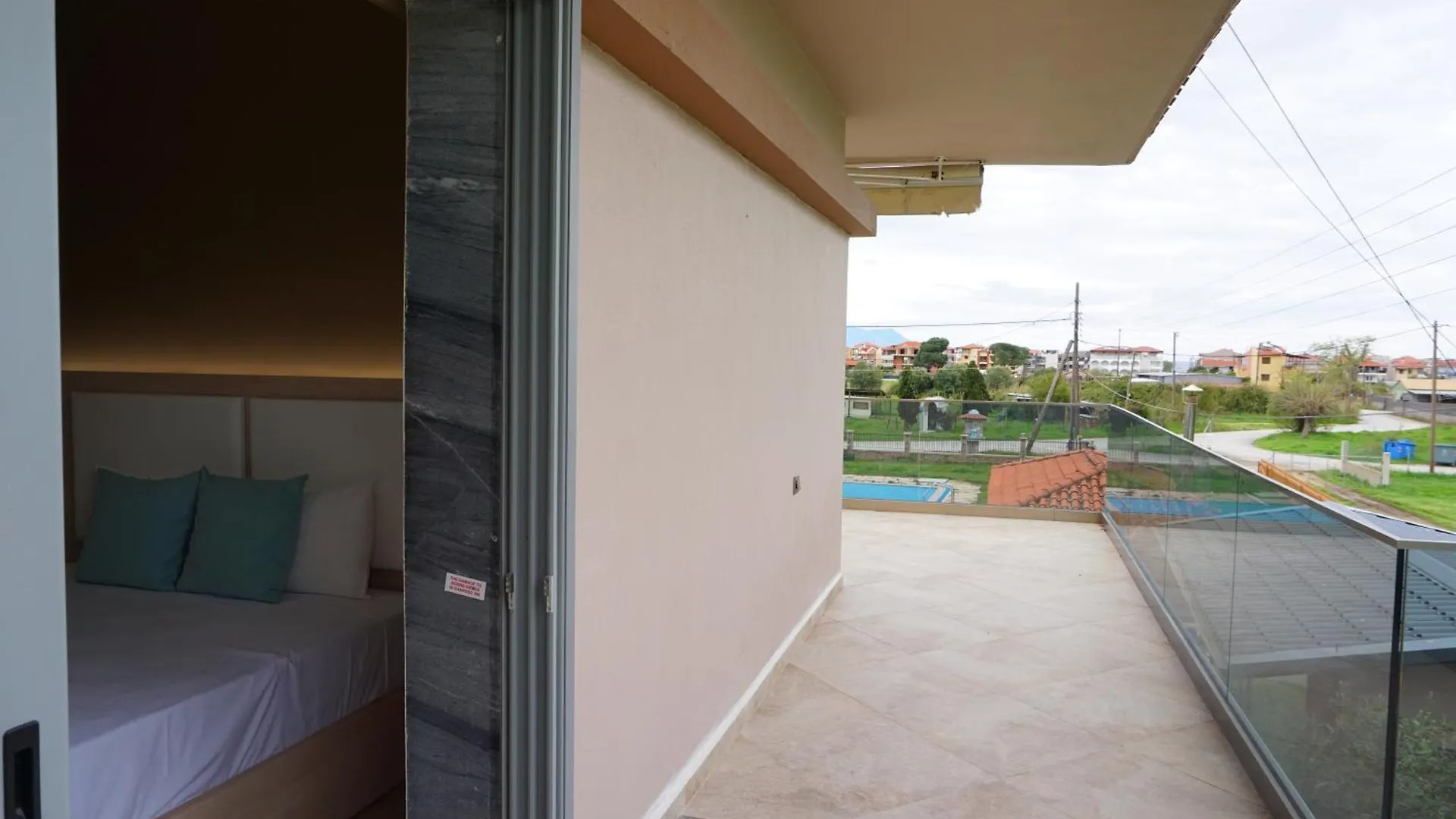 House Michalis Lejlighedshotel Sarti